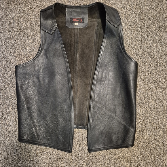 Black Leather Vest - Picture 1 of 8